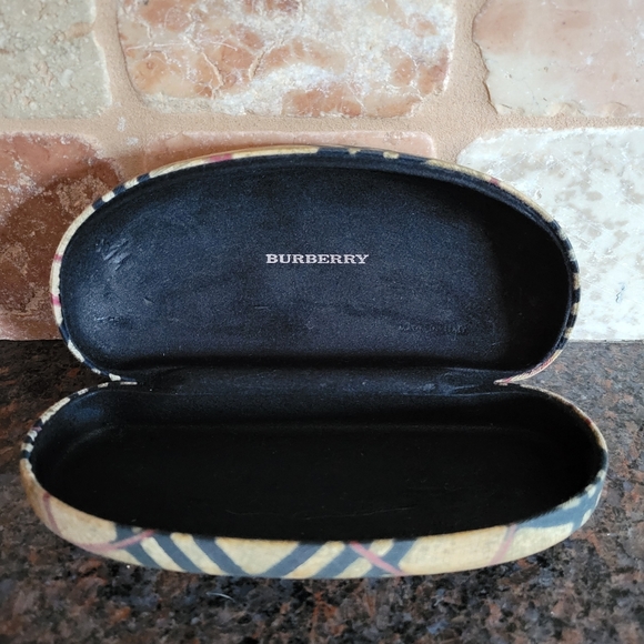 BURBERRY Glasses Case - Picture 3 of 4